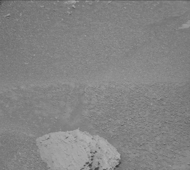 Sol 3637: Mast Camera (Mastcam)