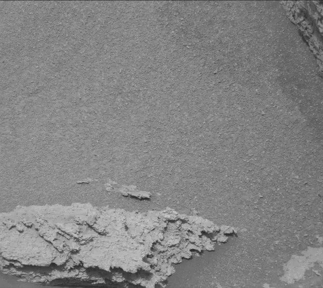 Sol 3637: Mast Camera (Mastcam)