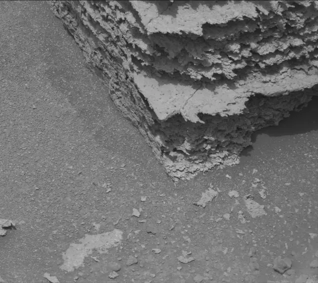 Sol 3637: Mast Camera (Mastcam)