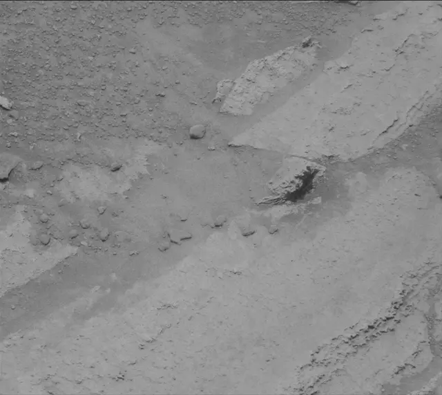 Sol 3637: Mast Camera (Mastcam)
