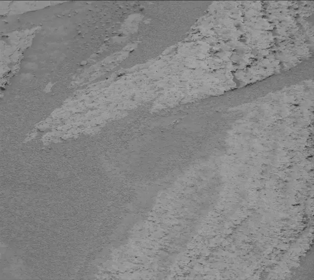 Sol 3637: Mast Camera (Mastcam)