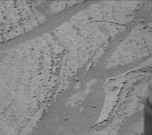 Sol 3637: Mast Camera (Mastcam)