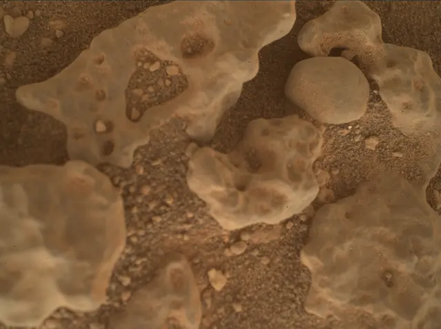 Sol 3637: Mars Hand Lens Imager (MAHLI)