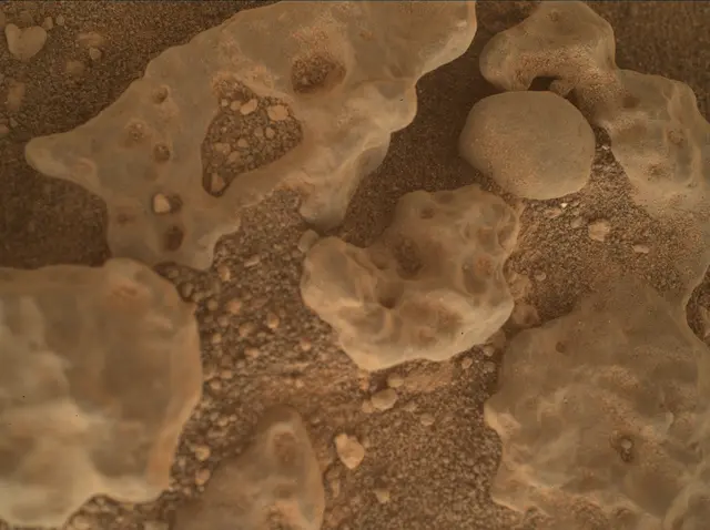 Sol 3637: Mars Hand Lens Imager (MAHLI)