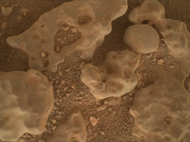 Sol 3637: Mars Hand Lens Imager (MAHLI)