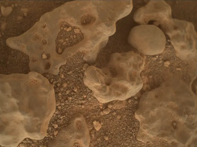 Sol 3637: Mars Hand Lens Imager (MAHLI)