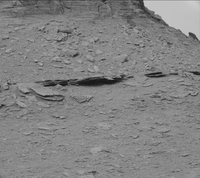 Sol 3638: Mast Camera (Mastcam)