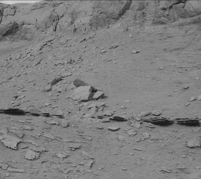 Sol 3638: Mast Camera (Mastcam)