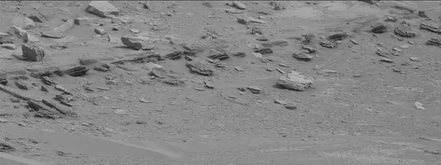 Sol 3638: Mast Camera (Mastcam)