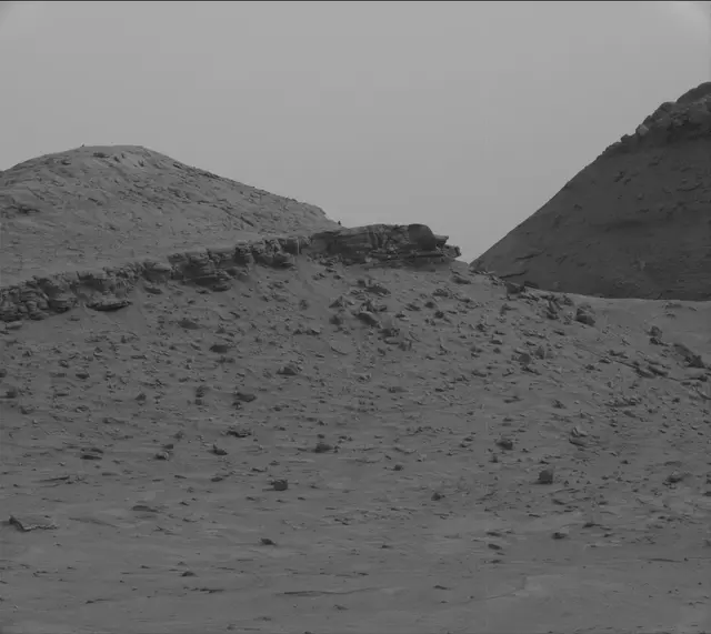 Sol 3638: Mast Camera (Mastcam)