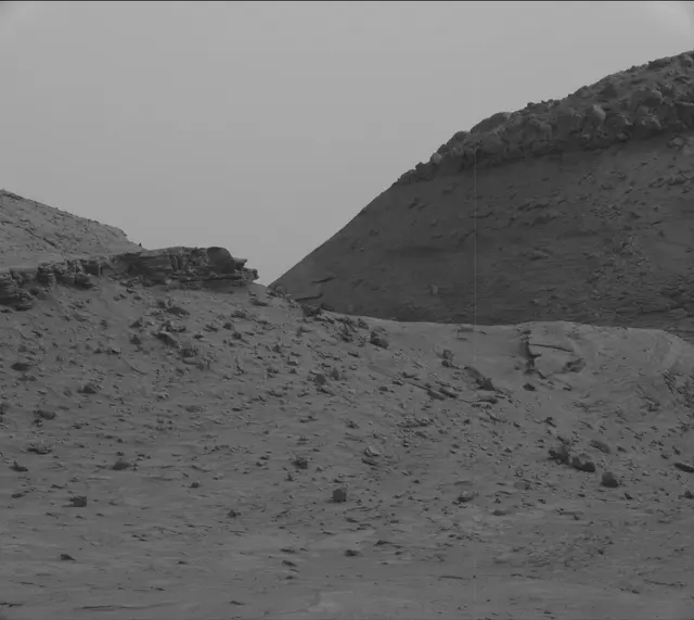 Sol 3638: Mast Camera (Mastcam)