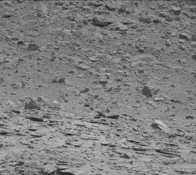 Sol 3638: Mast Camera (Mastcam)