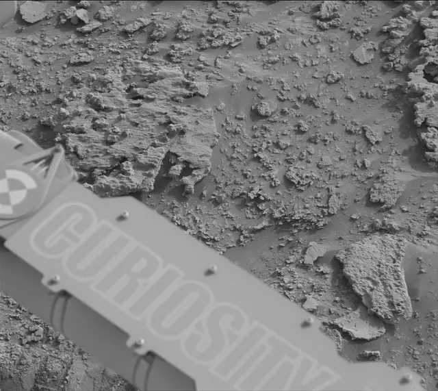 Sol 3638: Mast Camera (Mastcam)