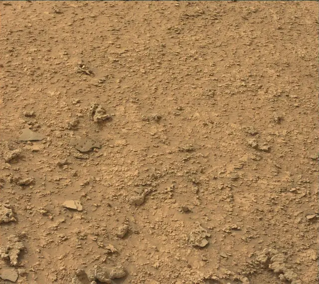 Sol 3638: Mast Camera (Mastcam)