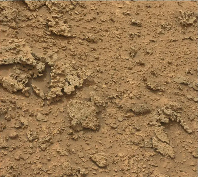 Sol 3638: Mast Camera (Mastcam)