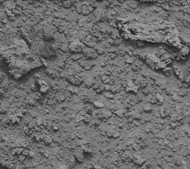 Sol 3638: Mast Camera (Mastcam)