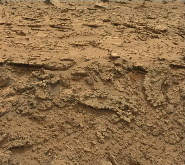 Sol 3638: Mast Camera (Mastcam)