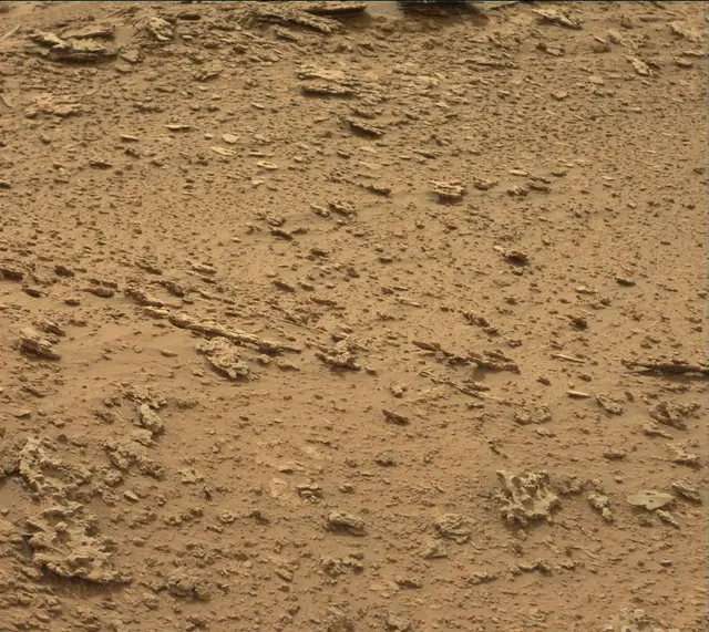Sol 3638: Mast Camera (Mastcam)
