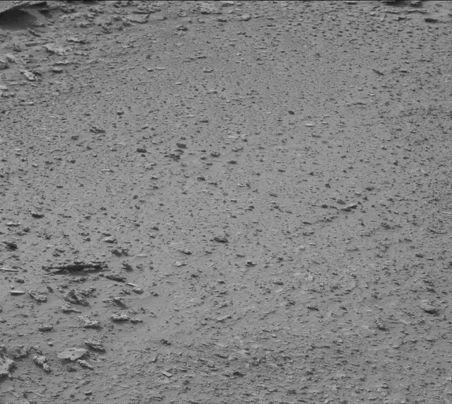 Sol 3638: Mast Camera (Mastcam)