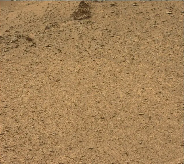 Sol 3638: Mast Camera (Mastcam)