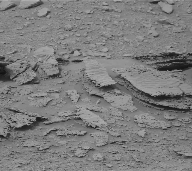 Sol 3638: Mast Camera (Mastcam)