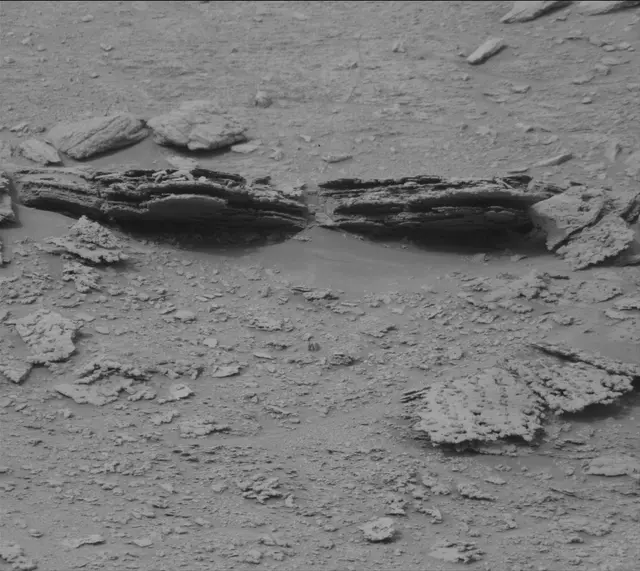 Sol 3638: Mast Camera (Mastcam)