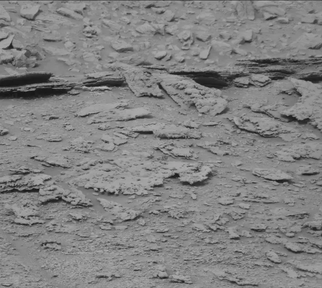 Sol 3638: Mast Camera (Mastcam)