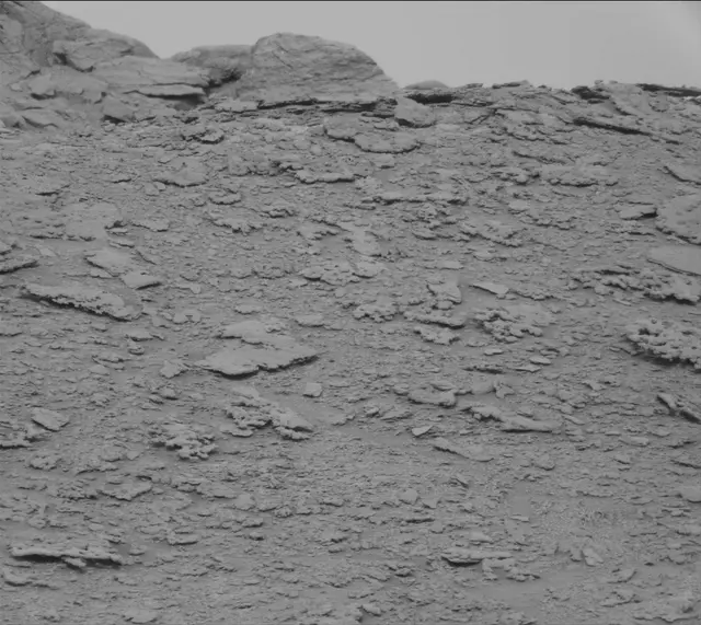 Sol 3638: Mast Camera (Mastcam)
