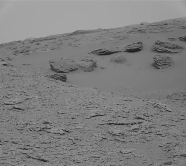 Sol 3638: Mast Camera (Mastcam)
