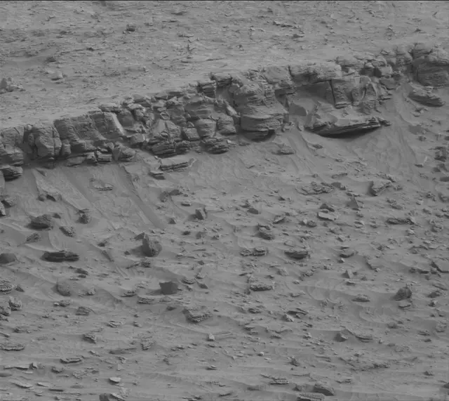 Sol 3638: Mast Camera (Mastcam)