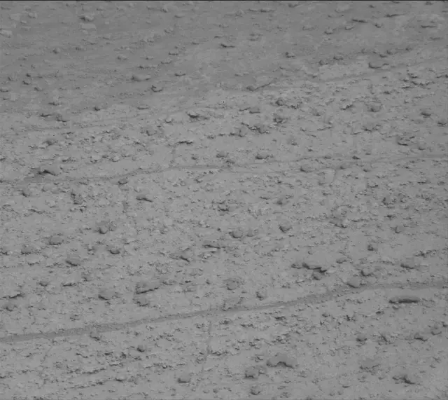 Sol 3638: Mast Camera (Mastcam)