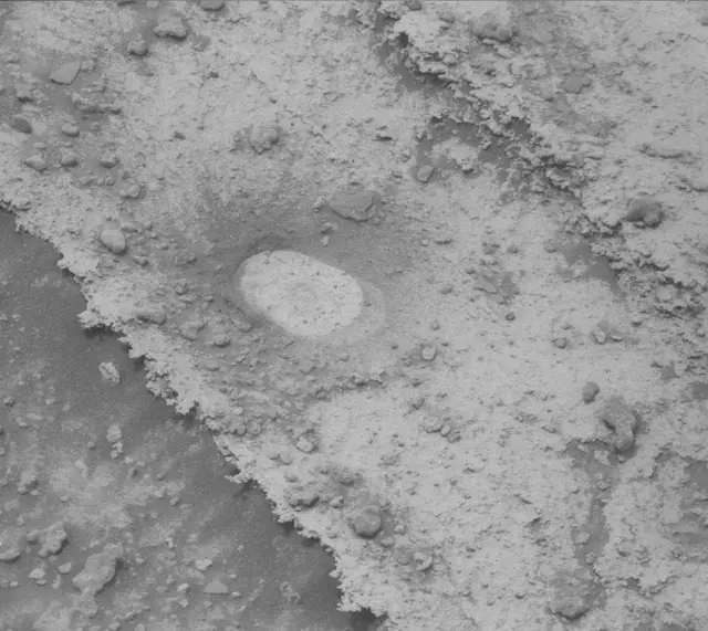 Sol 3638: Mast Camera (Mastcam)