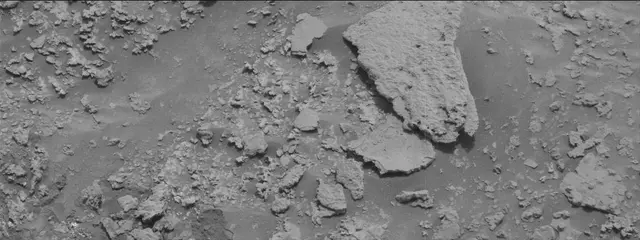 Sol 3639: Mast Camera (Mastcam)