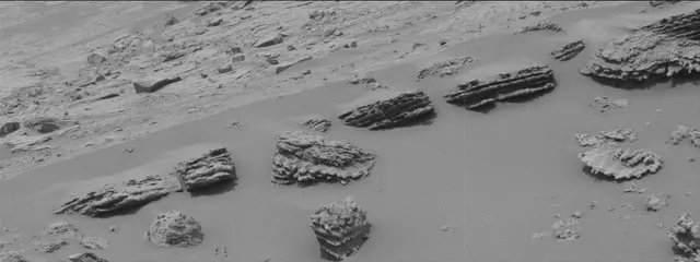 Sol 3639: Mast Camera (Mastcam)