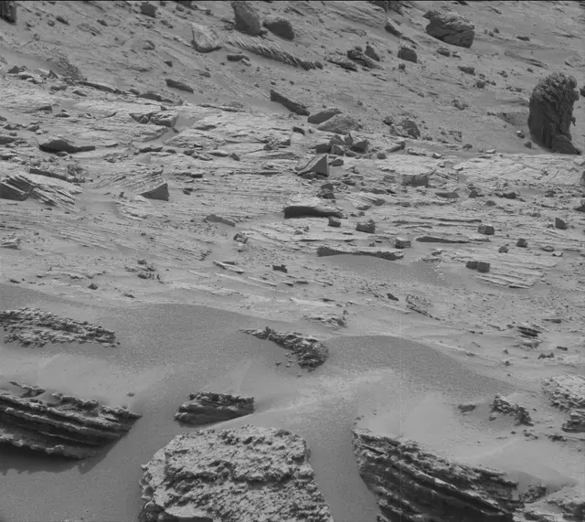 Sol 3639: Mast Camera (Mastcam)