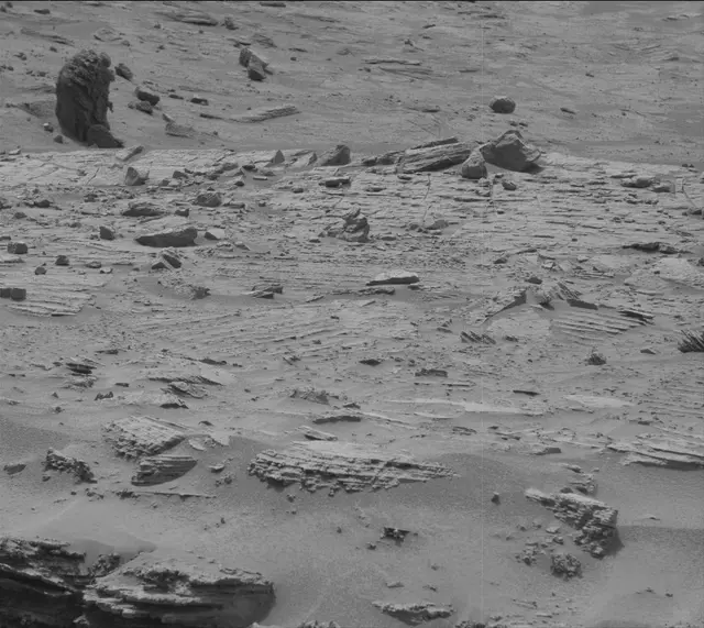 Sol 3639: Mast Camera (Mastcam)
