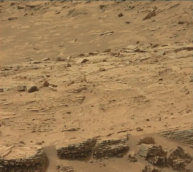 Sol 3639: Mast Camera (Mastcam)