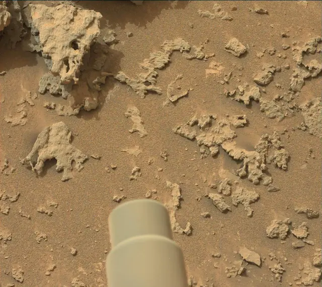 Sol 3639: Mast Camera (Mastcam)