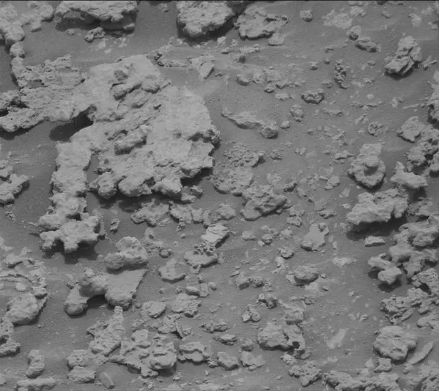 Sol 3639: Mast Camera (Mastcam)