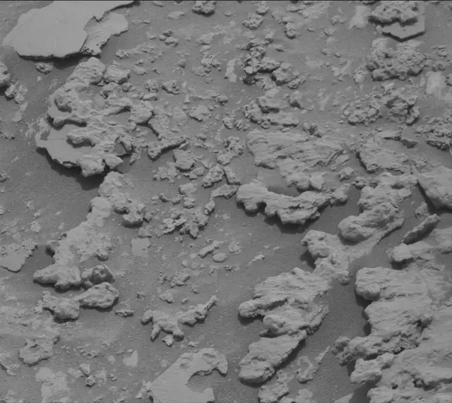 Sol 3639: Mast Camera (Mastcam)