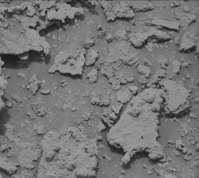 Sol 3639: Mast Camera (Mastcam)