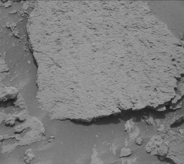 Sol 3639: Mast Camera (Mastcam)