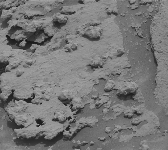 Sol 3639: Mast Camera (Mastcam)