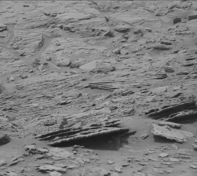Sol 3639: Mast Camera (Mastcam)