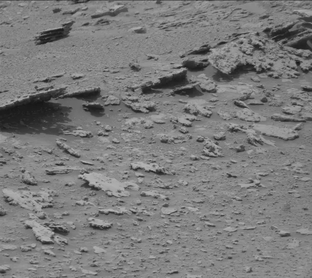 Sol 3639: Mast Camera (Mastcam)