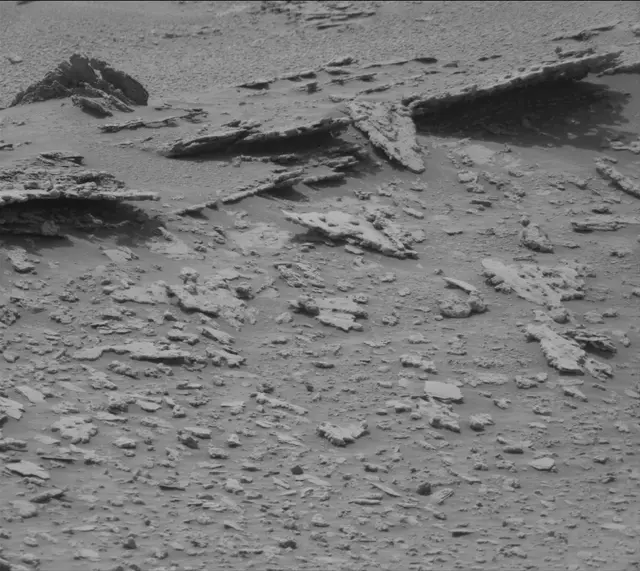 Sol 3639: Mast Camera (Mastcam)