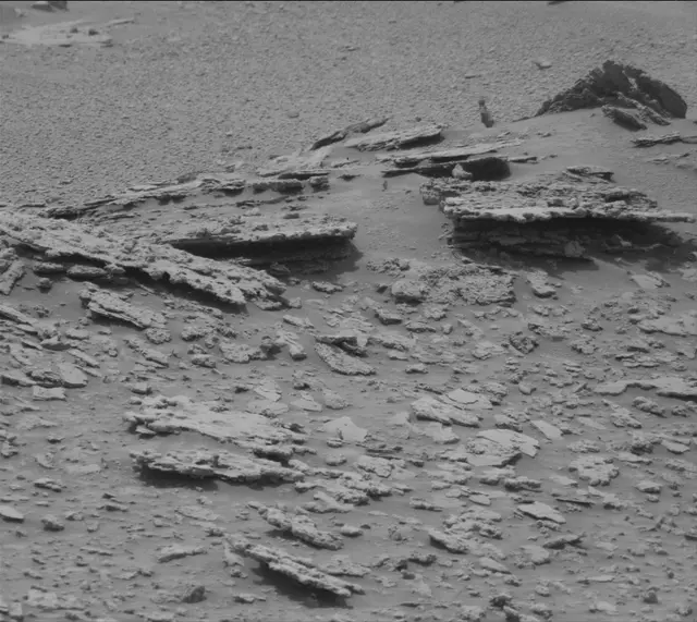 Sol 3639: Mast Camera (Mastcam)