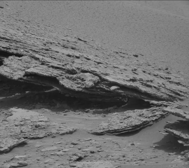 Sol 3639: Mast Camera (Mastcam)