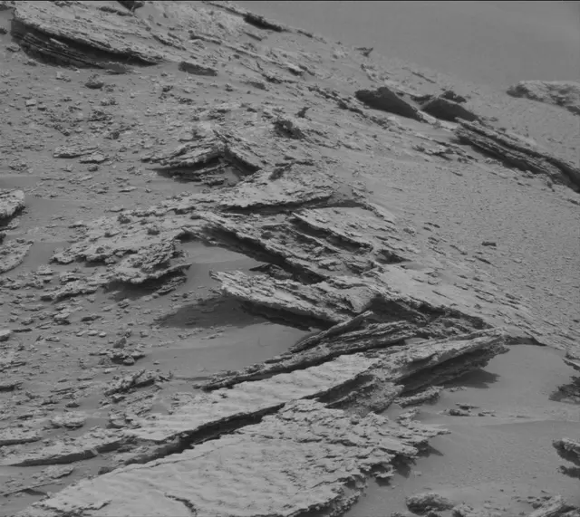 Sol 3639: Mast Camera (Mastcam)