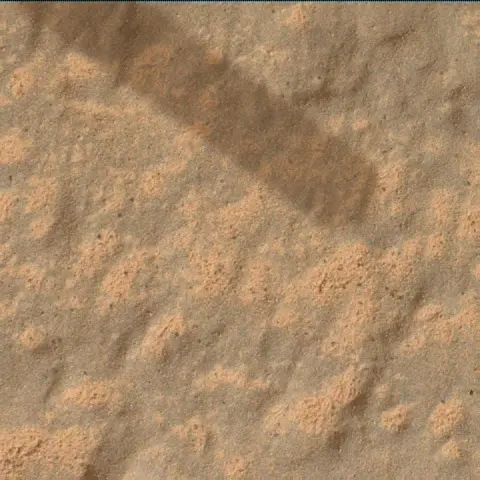 Sol 3639: Mars Hand Lens Imager (MAHLI)